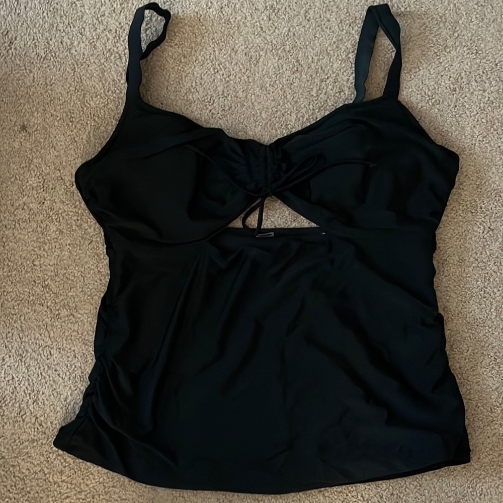 Ruched swim tankini top with cutout